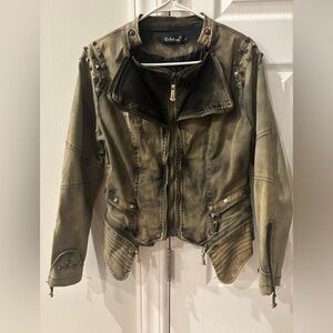 Vintage-Inspired Olive Green Women's Moto Jacket